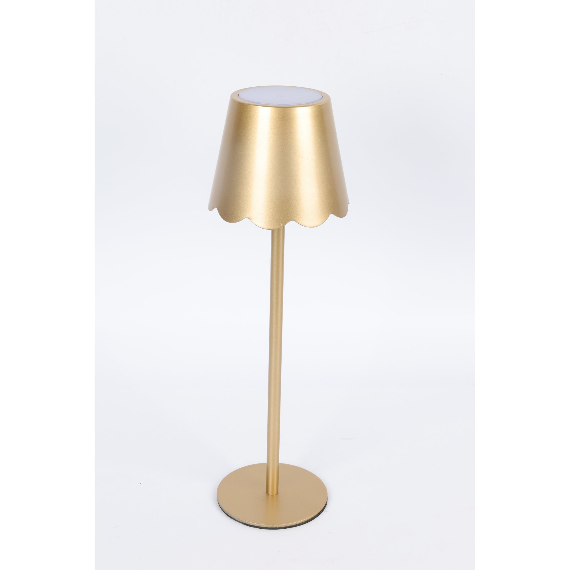 LED Lamp – Scalloped Shade – Black / Gold