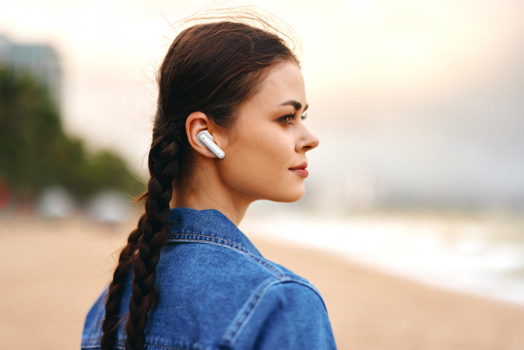 True Wireless Bluetooth Earphones - Black & White