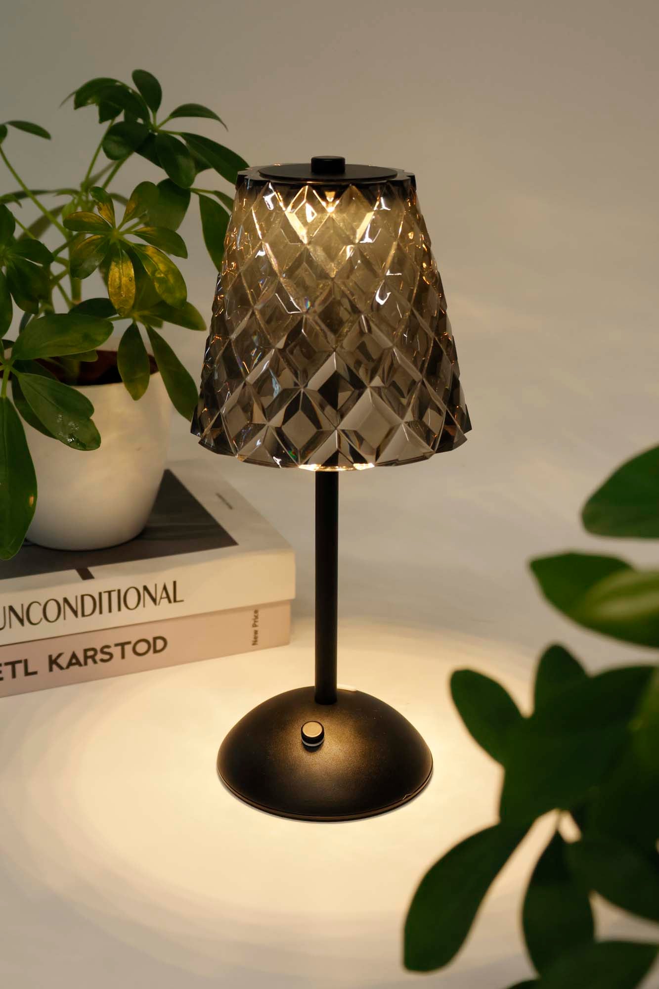 LAX Gadgets Modern Touch-Control Rechargeable LED Lamps