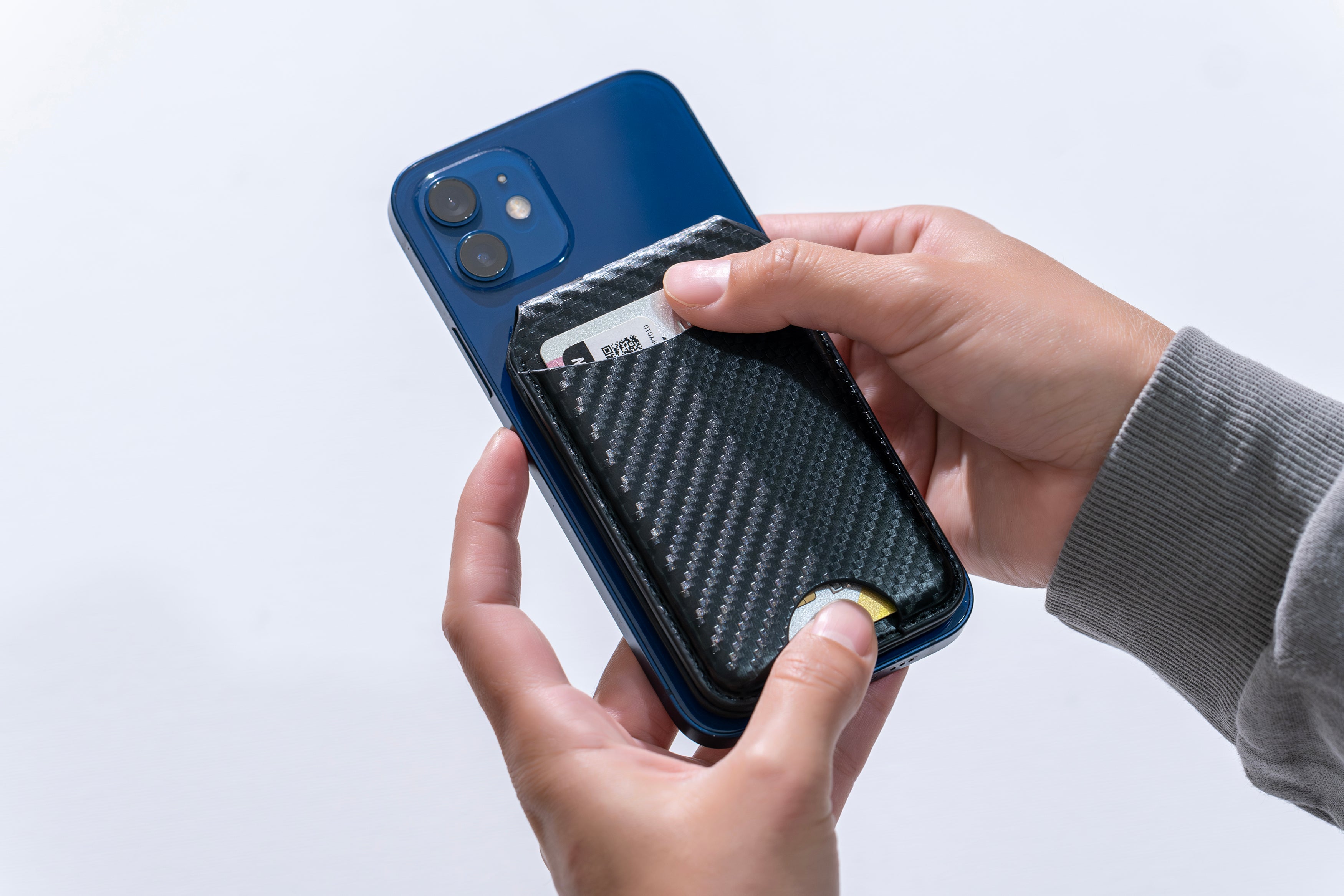 LAX MagSafe Compatible Wallet For iphone/Ipad Devices